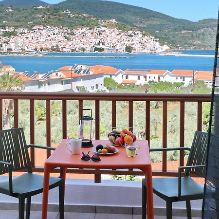 Maistros Suites - Pera Skopelos Dış mekan fotoğraf