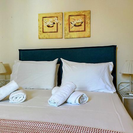 Maistros Suites - Pera Skopelos Dış mekan fotoğraf