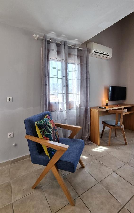 Maistros Suites - Pera Skopelos Dış mekan fotoğraf