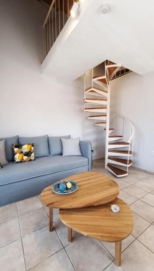 Maistros Suites - Pera Skopelos Dış mekan fotoğraf