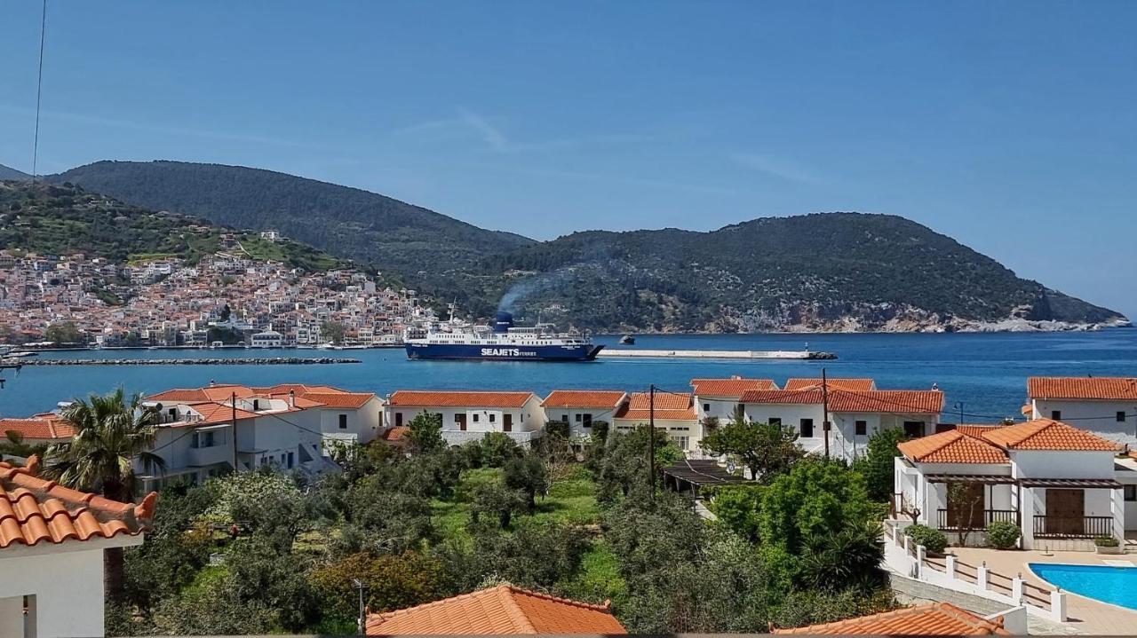 Maistros Suites - Pera Skopelos Dış mekan fotoğraf