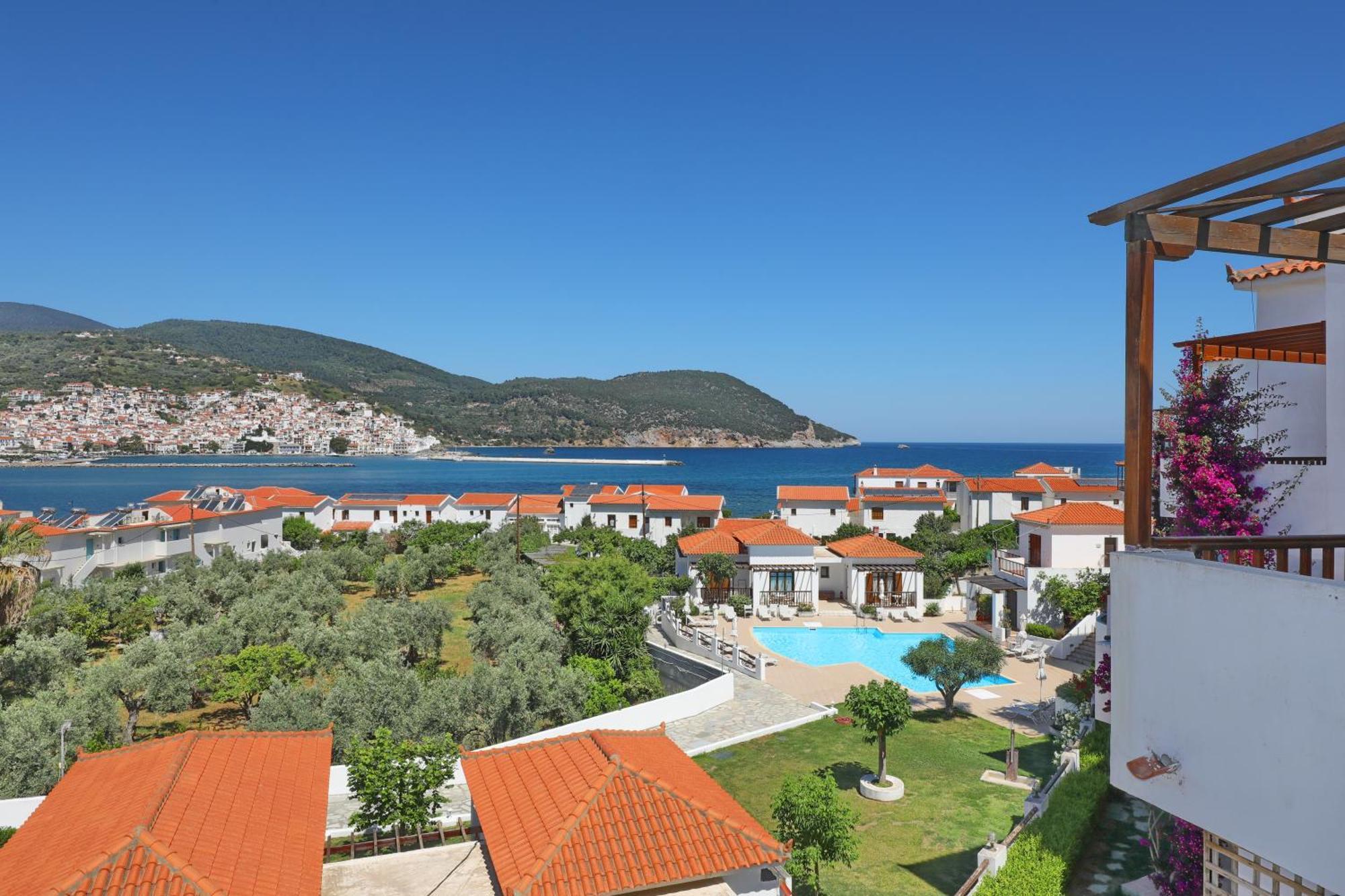 Maistros Suites - Pera Skopelos Dış mekan fotoğraf
