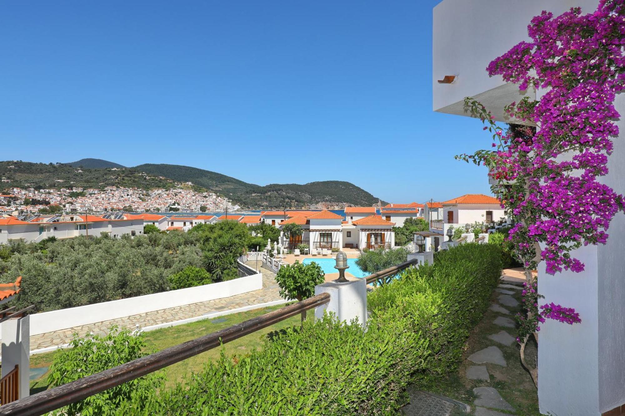 Maistros Suites - Pera Skopelos Dış mekan fotoğraf