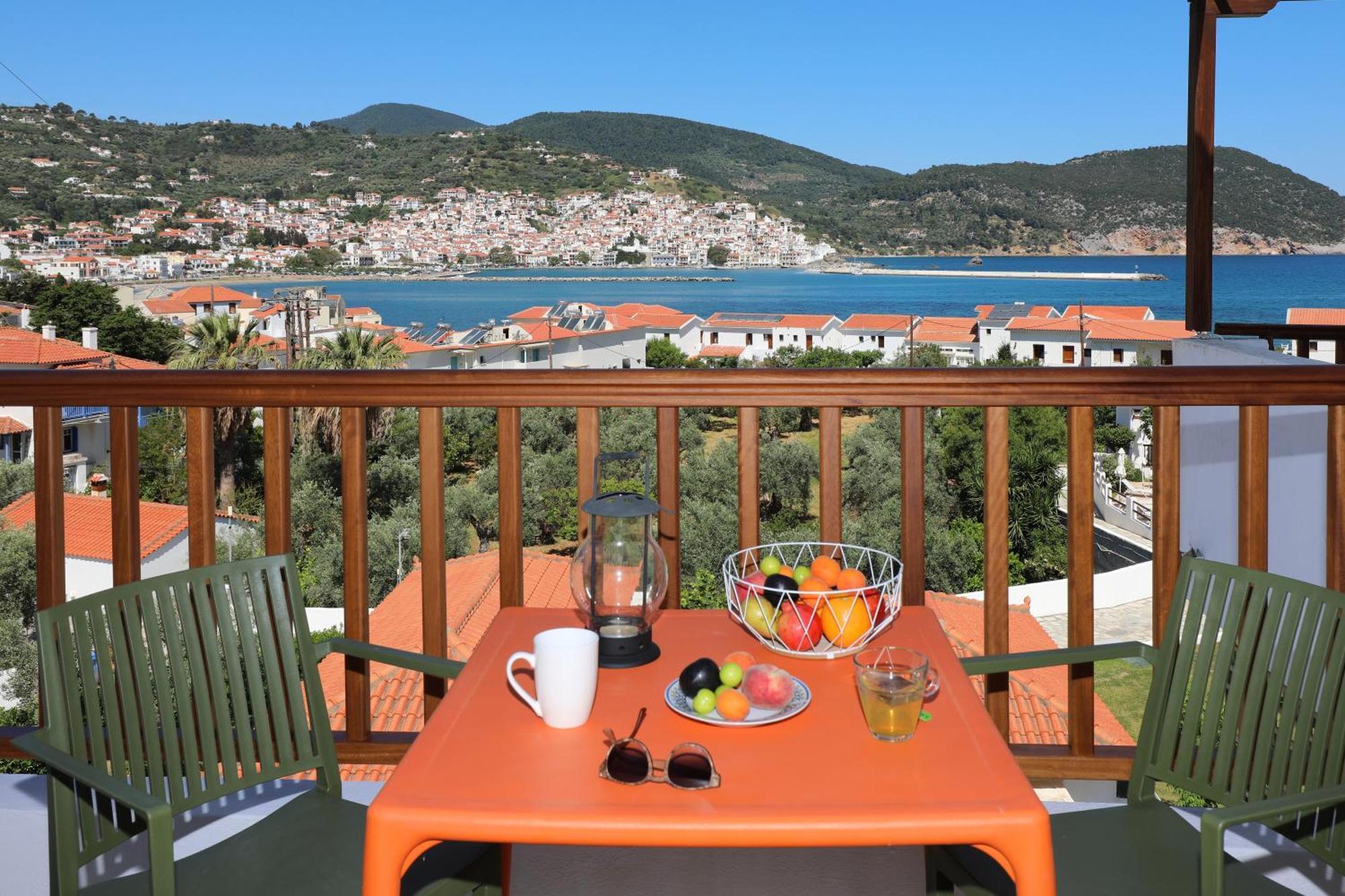 Maistros Suites - Pera Skopelos Dış mekan fotoğraf