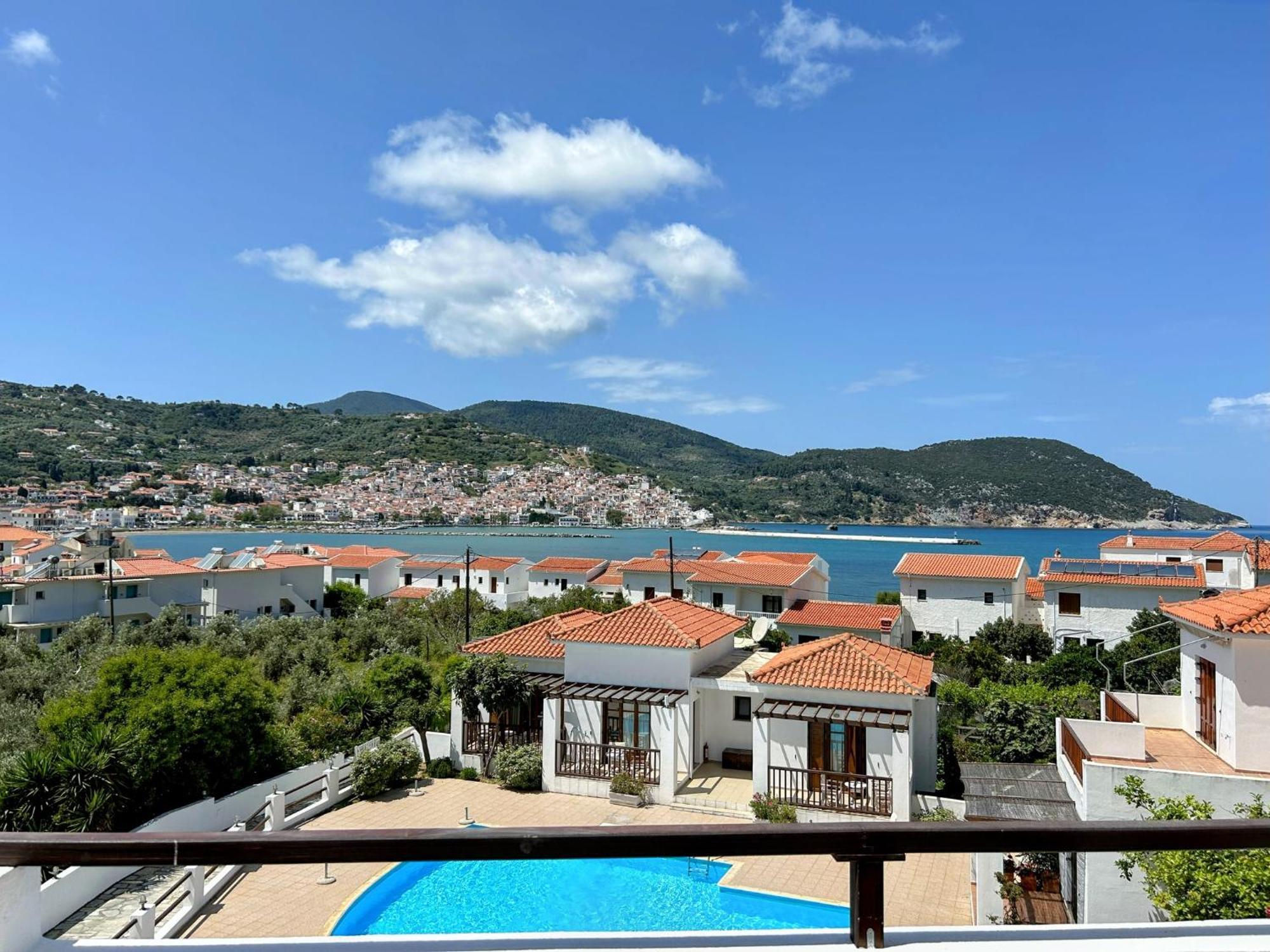 Maistros Suites - Pera Skopelos Dış mekan fotoğraf