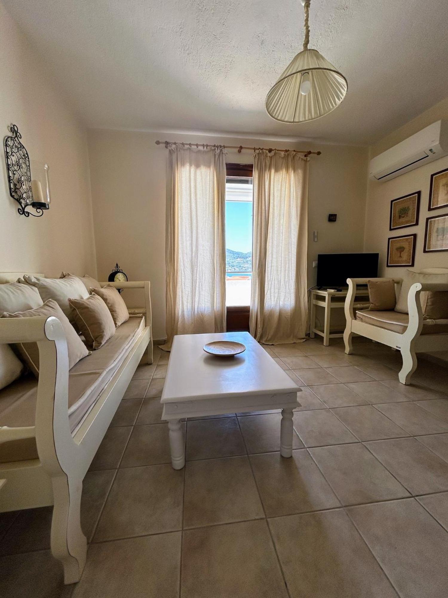 Maistros Suites - Pera Skopelos Dış mekan fotoğraf