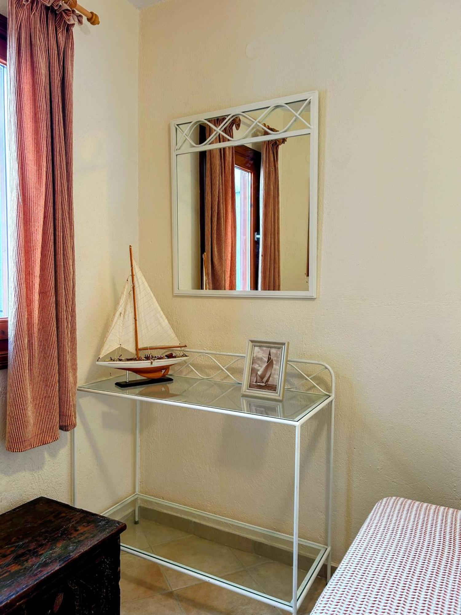 Maistros Suites - Pera Skopelos Dış mekan fotoğraf