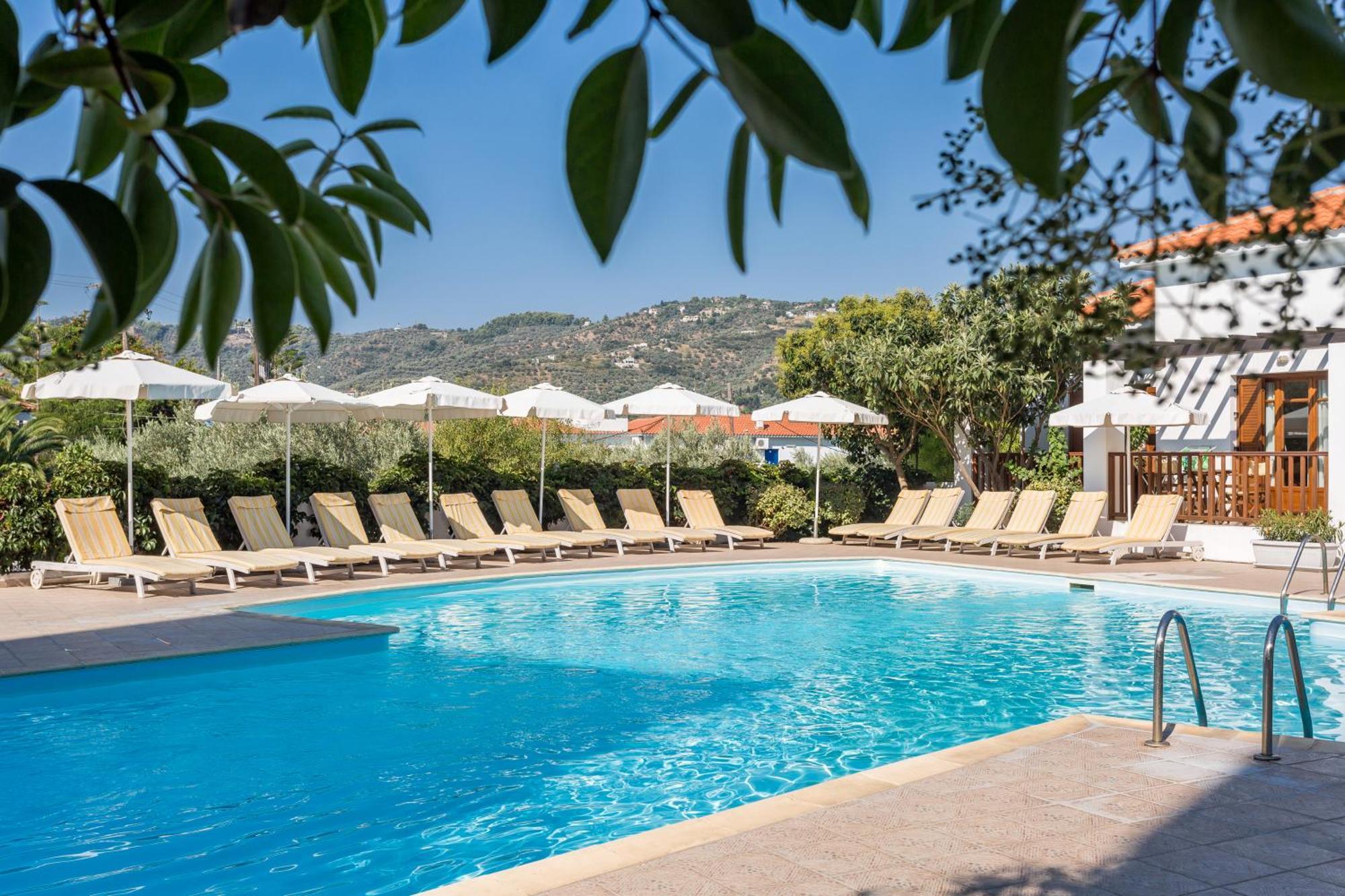 Maistros Suites - Pera Skopelos Dış mekan fotoğraf
